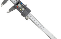 Digital Traceable Calipers with Traceable Mm
